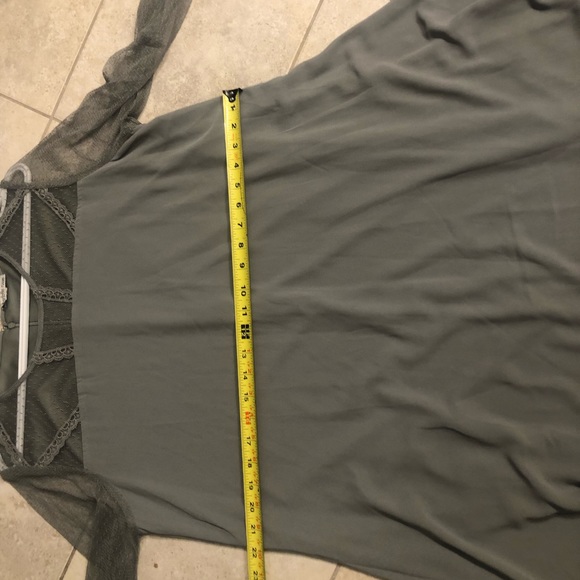 Drop waist Beauty.  Flattering and Comfy - Picture 7 of 8